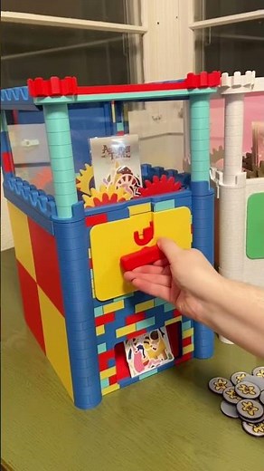 A 3D Printed Sticker Vending Machine!! #workingartist #art