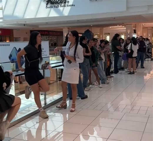 Texas mall sees huge turnout for K-pop stars BTS-themed pop-up