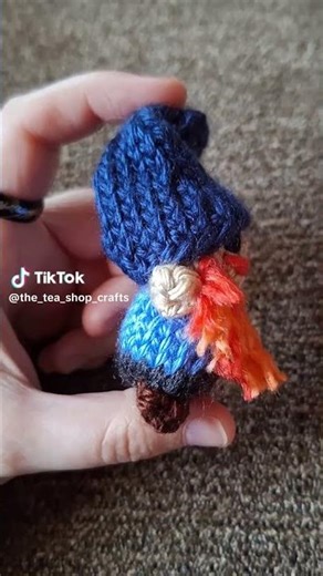 Gnome Chat #knitting #plushies #gardengnome