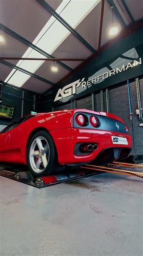 🐎 Ferrari Modena 360 on our Maha dyno for a diagnostics run. #throwbackthursday