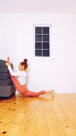 Anna McNulty is Broken 😳 | Viral TikTok