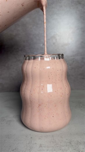 Healthy High-Protein Raspberry Smoothie Recipe