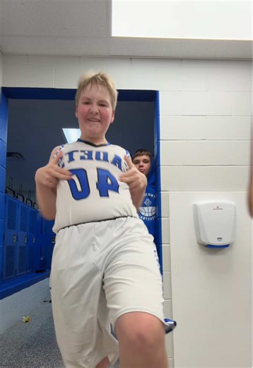 Bta what’s a warrior… Maybe probably not next time. @Marcus Kammerer @Keagen Gaul @Chatfield3 @Brandino @Brychan Beck #jvdawgs #fyp #bta