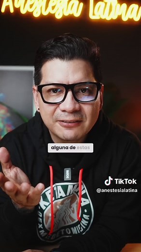 🎯 Tip 3: Como Fijar el Tubo Endotraqueal ✅ Las extubaciones inadvertidas suelen ser un dolor de cabeza para todo el equipo a cargo de un paciente intubado. La fijación correcta del tubo antes de empezar cualquier cirugía, nos garantiza no solo la seguridad del paciente, sino la tranquilidad nuestra 📄 Referencias: * PMID: 32520490 * DOI: 10.1213/ANE.0000000000004206 ⚠️ Precaución: no hagas nada raro con este tip. 😉🤣 Si leíste esto, no te vayas sin compartir el video! 😍❤️ Y si te gusta el hoo