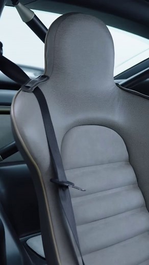 Singer unveils Sorcerer, its first DLS Turbo Porsche 911 restoration