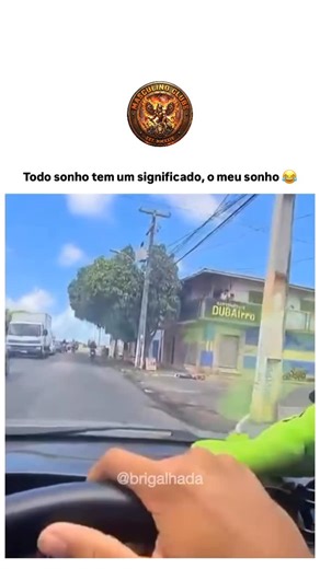 Código Masculino on Instagram: "Me diz o significado 😂 #sonho #engraçado #engracado #carro #briga"