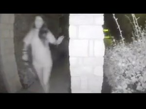 Den mystiske kvinnen er identifisert. Skal ha vært i en personlig krise