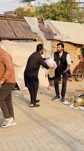 49K views · 105 reactions | Funny theif prank  #funnyvideo #comedy #funny #prankvideo #prank #usa #newyork | Adil Pranks | Facebook