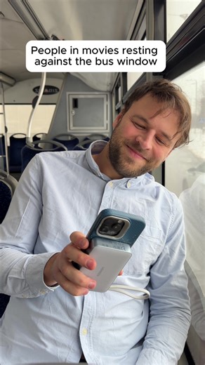 I tried to have my main character moment. The window said: absolutely not🥲 #UGREEN #funnymeme #comedy #bus #relateable