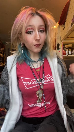 addie 🌀🍃 (@addie.savs.18)’s videos with Kwik Trip - Lightris