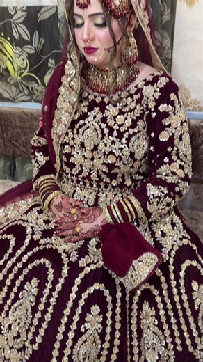 #foryoupage❤️❤️monalizasaloon#fypシ゚viral🖤tiktok☆#baratlook#foryou❤️❤️❤️❤️❤️❤️❤️❤️❤️❤️❤️❤️❤️❤️❤️💕💕💕💕