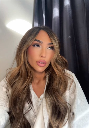 I hate how indecisive I am. How do I achieve the best of both worlds ?! Not too light not too dark. #hairtok #haircolor #hair #fyp #fyppppppppppppppppppppppp