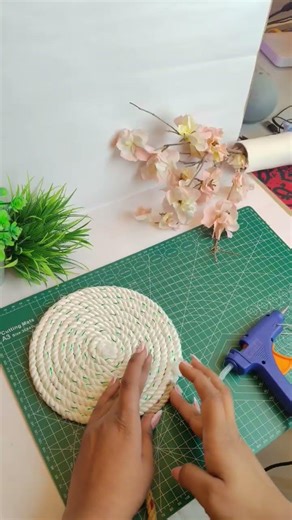 diy rope mat for craft table 🤌🏻 #diy #craftideas #viral #diyideas