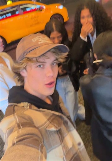 except Honolulu is Vancouver bc @Dior Goodjohn @Tamara Smart @Saara Chaudry @Kai Bradbury