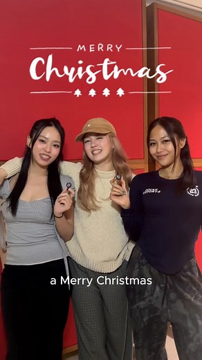 DOLLA on Instagram: "Merry Christmas, everyone 🎄 Wishing you warmth and joy, keep on sleighing into the new year ✨🤍"