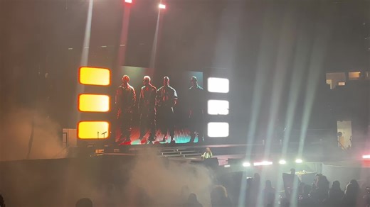 B2K at the #boysforlifetour2026 #b2k #millenniumtour #dcshow | tour