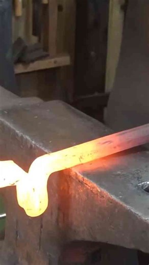 How I make a spring butcher tool ⚒️