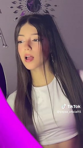 Fashion Inspiration: Cropped Top Styling Tips