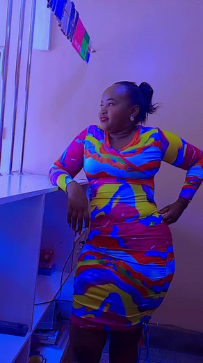 Colorful Fashion: Vibrant Dress Styling Tips