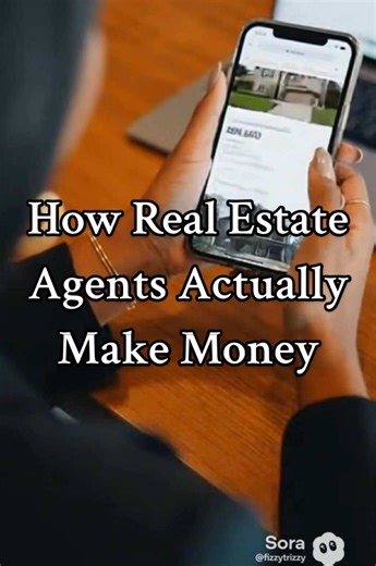 💰 Agents make money from listings, buyers, and referrals 📈 Consistency beats chasing one big deal 📲 Marketing creates leads while you sleep 🤝 Relationships turn into repeat commissions 🏡 Real estate is a system, not luck #realestatehustle #realtorlife #earnings #propertytips #sidehustle