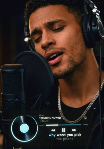 Zay Cruz - Answer the Phone: Lyrics and Music Video