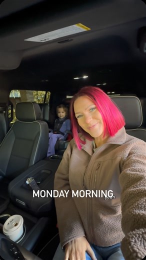 Happy Monday! Our morning routine before our busiest day of the week. #morningroutine #mondaymorning #diml #momvlog | Miranda Aldridge