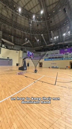 Basketball return machine #basketballball #basketball #basketballequipment