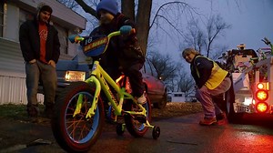 51K views · 765 reactions | Holiday spirit is alive and well in Decatur thanks to the generosity of one of our lineman. | Ameren Illinois | Facebook