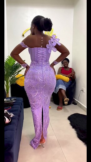 Fitting session with our lovely bride TINA