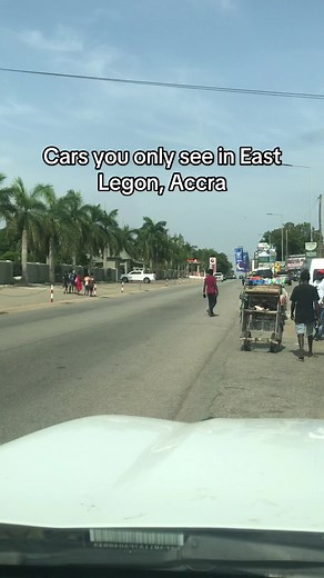 It's the only place in AcCRA you see expensive cars 😁