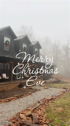 Merry Christmas Eve!! What do you have planned today?! #vlog #vlogs #vlogmas #mom #momsoftiktok