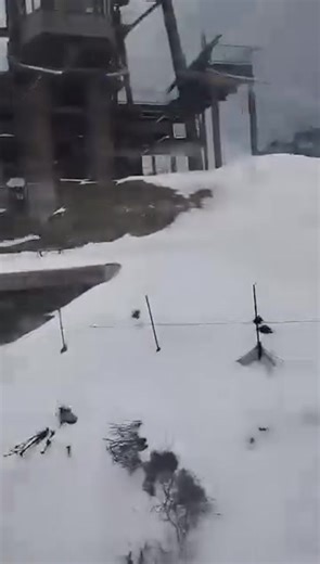 ✨ History of the Biwako Valley Cable Car ✨ The Biwako Valley Ropeway is a breathtaking aerial ropeway in Shiga Prefecture that carries visitors up to the scenic summit area of Biwako Valley, offering spectacular panoramic views of Lake Biwa, Japan’s largest freshwater lake. 🚡🌊 � Shiga Biwako Tourism While Biwako Valley itself opened in 1965 as a ski resort and outdoor recreation spot, the current high-speed ropeway — known for its 360° panoramic glass cabins and fast ascent — was introduced in