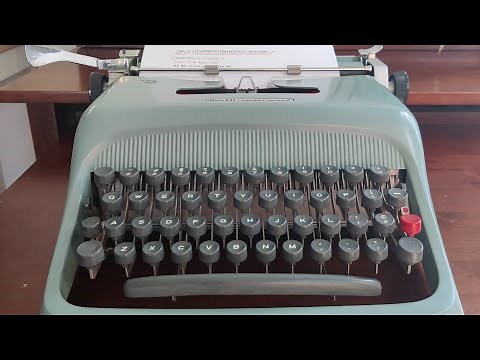 Introducing the Olivetti Studio 44 typewriter, with some of it's features.