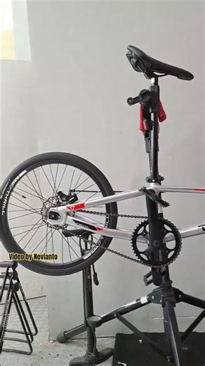 BMX Thrill Fiery ganti fork strummer #shortvideo #fypシ #bmx #bmxstreet #bmxracing #fyp #shorts