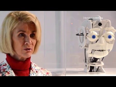 Smart Country - Dr. Brigitte Mohn besucht die DASA-Ausstellung