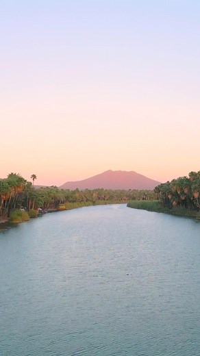 🌊 Discover 5 Reasons to Visit Baja California Discover Mexico’s hidden gem! Experience desert landscapes, secret islands, gray whale encounters, secluded coves, historic towns, and authentic local connections. Check out these unique 10-night round-trip voyages with PONANT EXPLORATIONS. #BajaCalifonia #Mexico #PONANTEXPLORATIONS #WhaleWatching