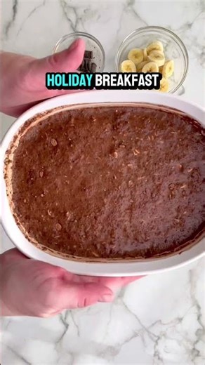 Easy Christmas Morning Breakfast (Chocolate Banana Baked Oatmeal)