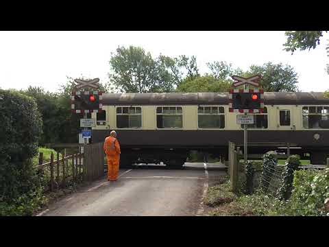 Passage a Niveau Crowcombe Heathfield/ Spoorwegovergang/ Railroad-/ Level Crossing/ Bahnübergang