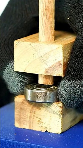 Be sure to remember this trick! attach wheels to table legs