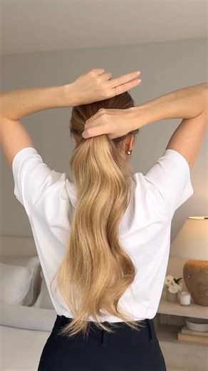 Alex Gaboury on Instagram: "easy claw clip updo, you can do in 30 seconds❤️ if your hair is thick or long, I reccomend using a strong metal clip, it holds all day #hairtutorial #longhairstyles #easyhairstyles #clawclip #clawcliphairstyle wearing @luxyhair Seamless Hair Extensions in 20” Bronde Balayage code AGABOURY to save✨ linked in bio"