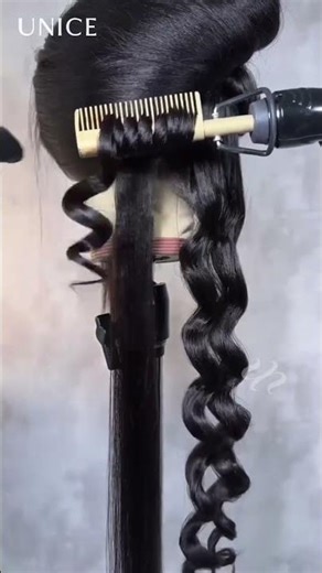 How to Curl a Wig Using a Hot CombShop