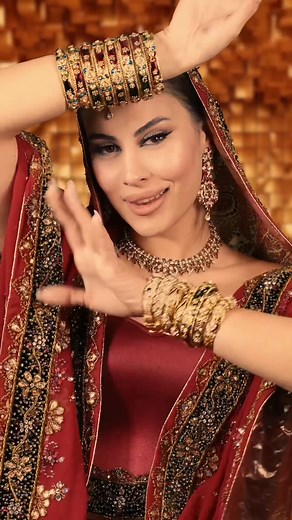 İNDİAN MAKE UP #fyp #makeup #xuhuon #xuhuongtiktok #viral #bienhinh #viral #indianmakeup #indianmakeuplook #bollywood #explore #inlil