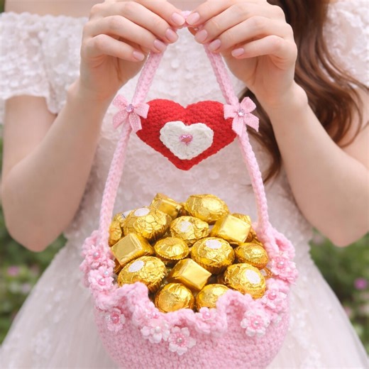 DIY Crochet Heart Basket Pattern, Gift Basket Amigurumi Decor, Multilanguage PDF Tutorial - Etsy