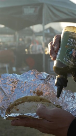 🔥🔥🔥 Get your Melinda's Hot Sauce at https://melindas.com | Billy Bob's Texas