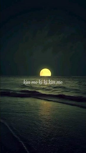 Katy Perry - E.T. (Lyrics) For you, I'll risk it all, All!!! Kiss me, ki ki kiss me [Tik Tok Song]