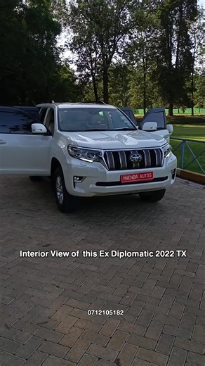 2022 Toyota Land Cruiser TX Interior Features Overview