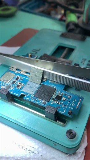 What is IC Reballing?