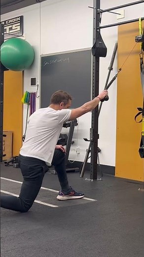 Half Kneeling SA Cable High Row with Rotation