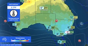 Weak winter cold fronts are crossing southern Australia this week. Winter cold fronts usually bring a sharp drop in temperatures and snow to levels as icy air moves up from the Southern Ocean. However, this week’s fronts are too weak to cause this effect. The animation below shows forecast hourly temperatures until late in the weekend, overlaid with the cold fronts that are sweeping across southern Australia. The temperature changes follow a 'diurnal' cycle, meaning that it shows the natural dai