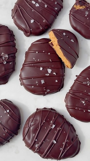 Healthy Reese’s Eggs (High Protein) #highprotein | What Molly Made